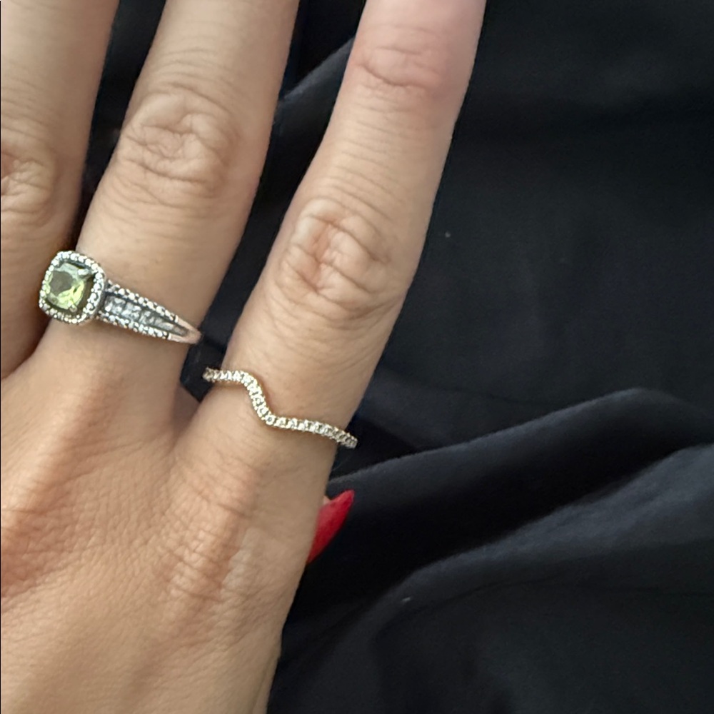 Pandora Gold wave Ring